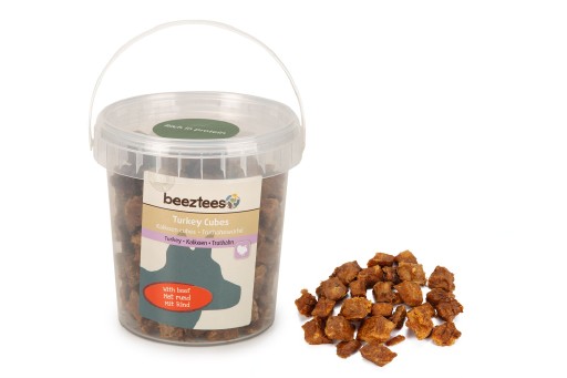 Beeztees kalkoen cubes met rund - hondensnack - 250 gram